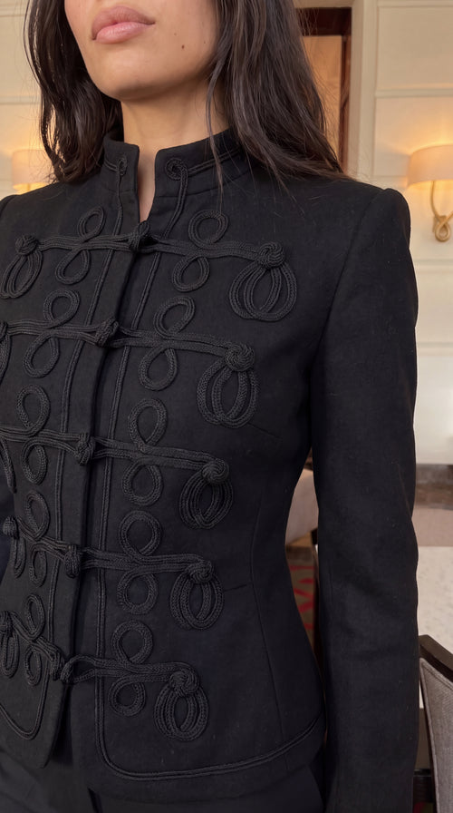 CHAQUETA BORDADOS