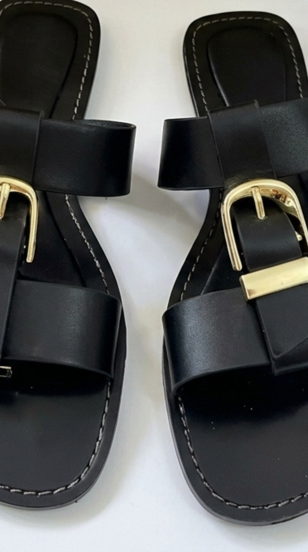 SANDALIAS HEBILLA