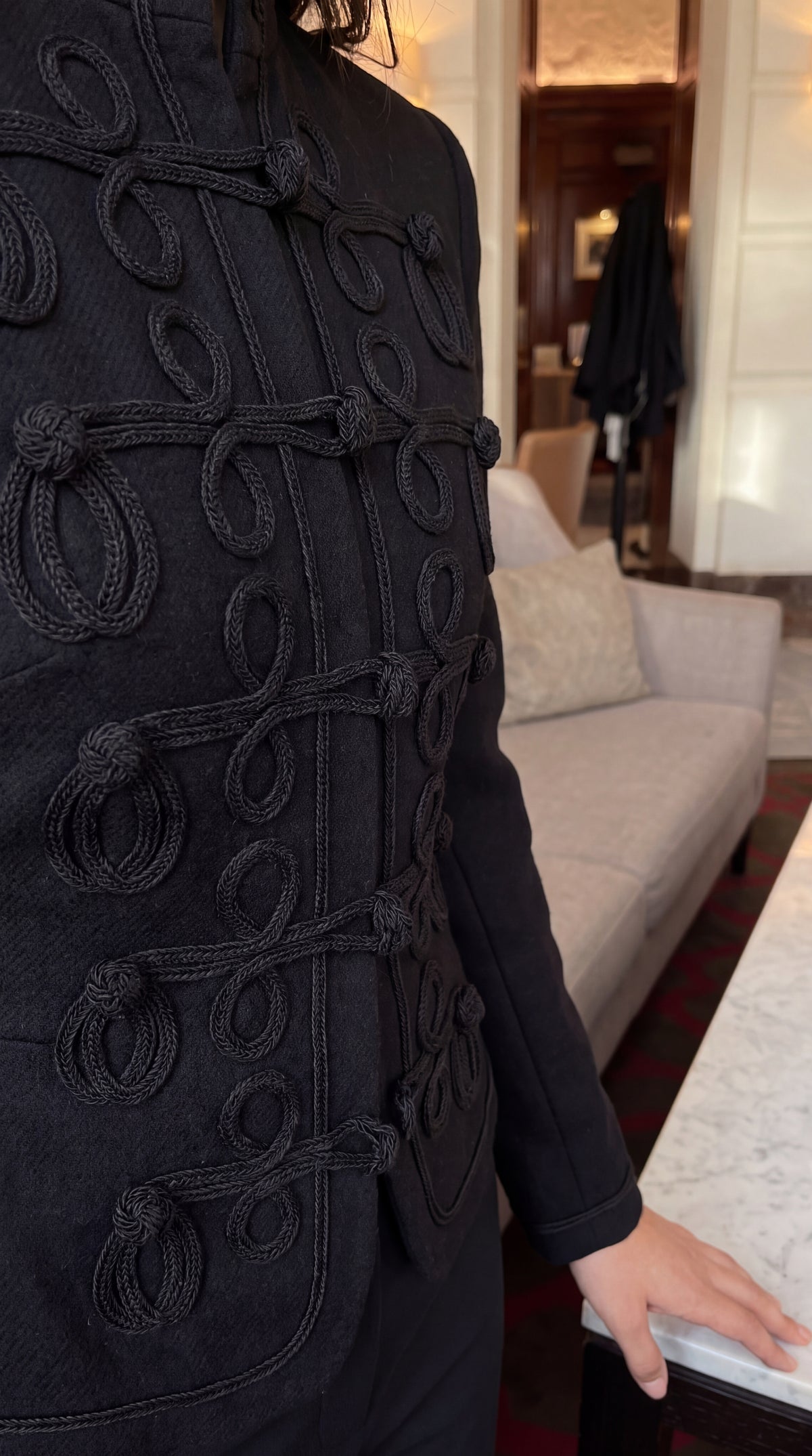 CHAQUETA BORDADOS