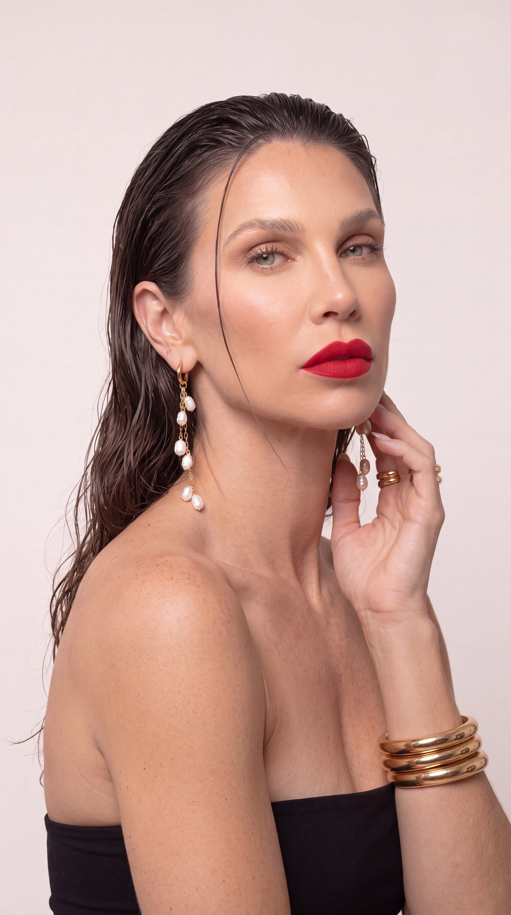 PENDIENTES LARGOS PERLAS