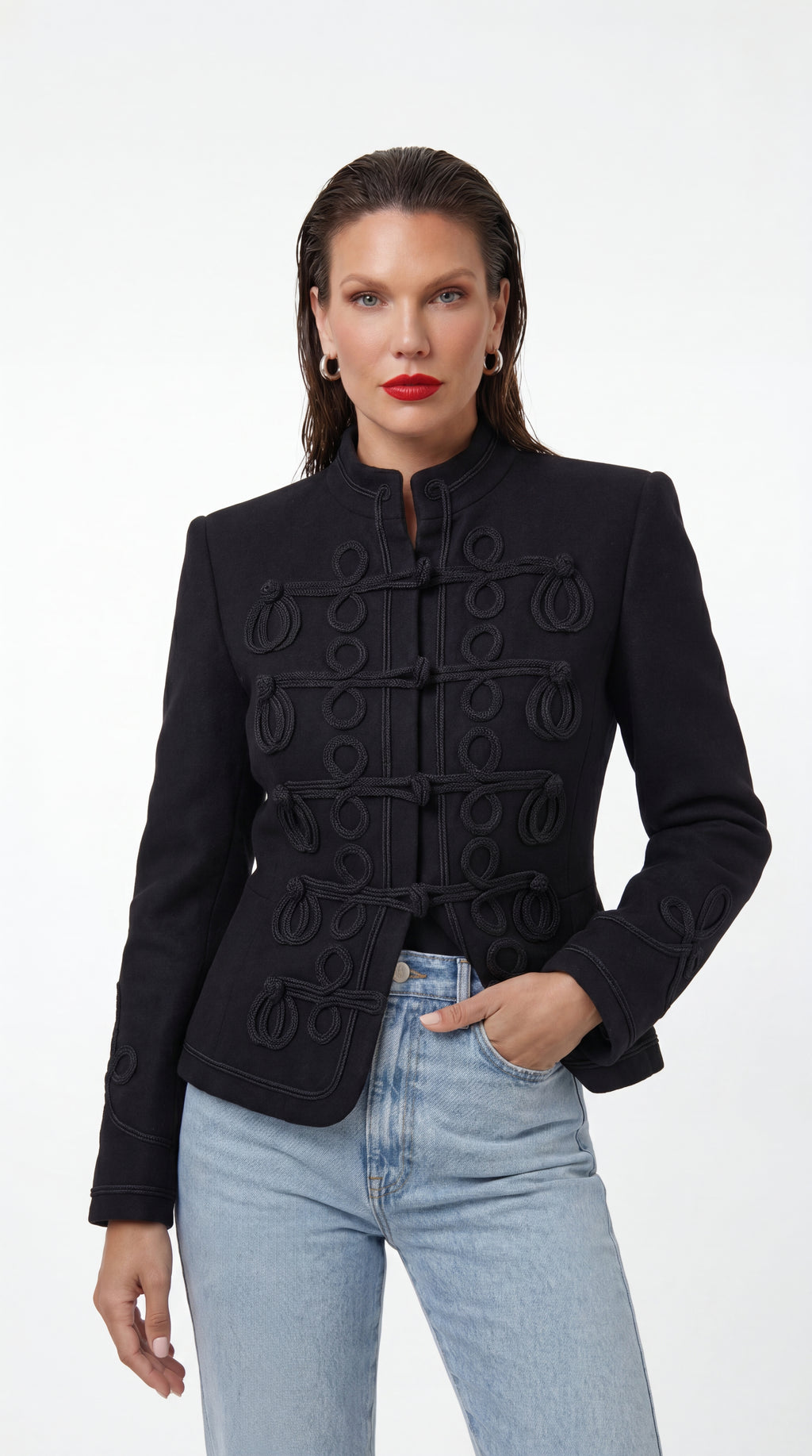 CHAQUETA BORDADOS